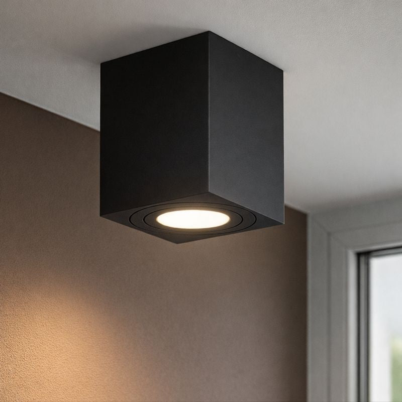 Aufbaustrahler aus Aluminium MILANO-Q IP44 Eckig Weiß Silber Schwarz 85mm X 80mm IP44 GU10 230V | Dimmbar