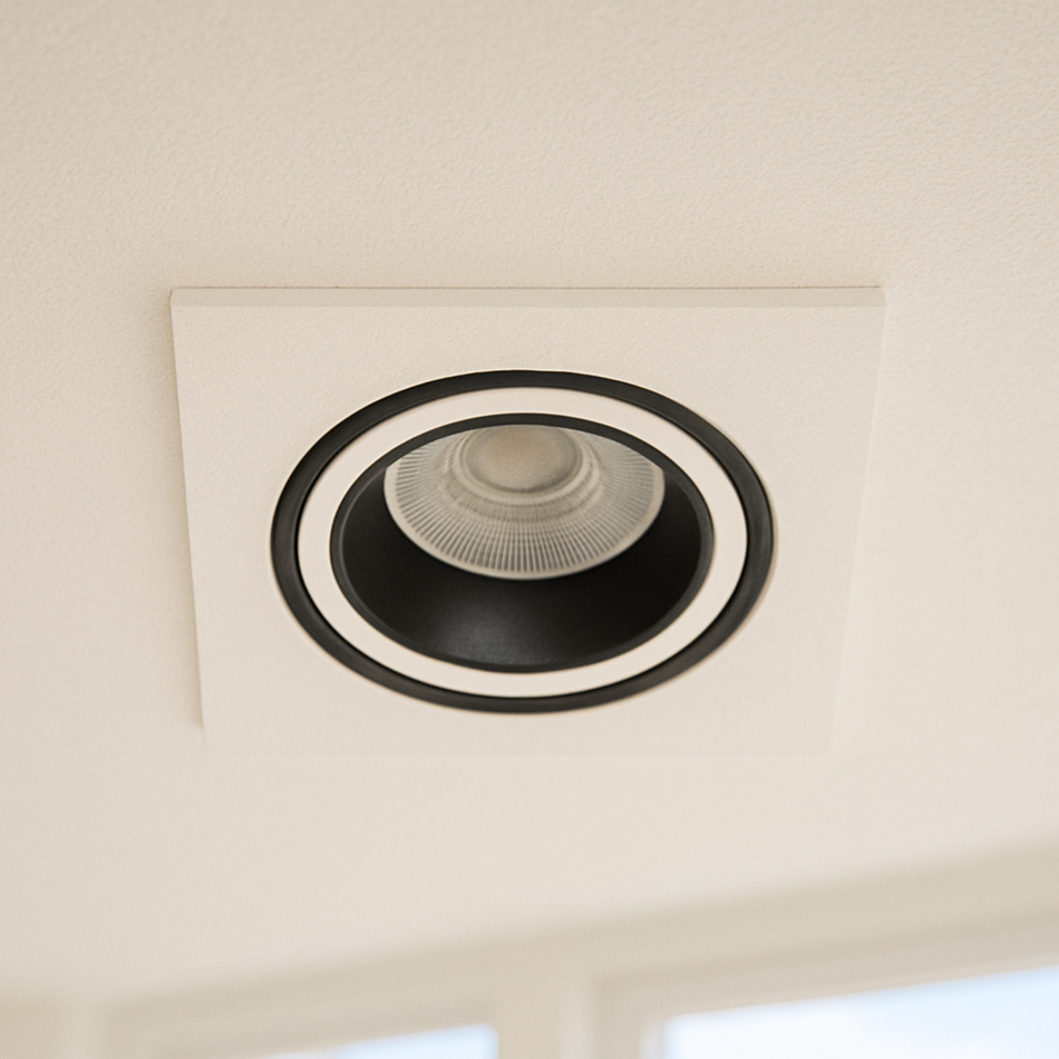Spot encastrable en aluminium blanc + carré noir avec anneau lumineux GU10 230V