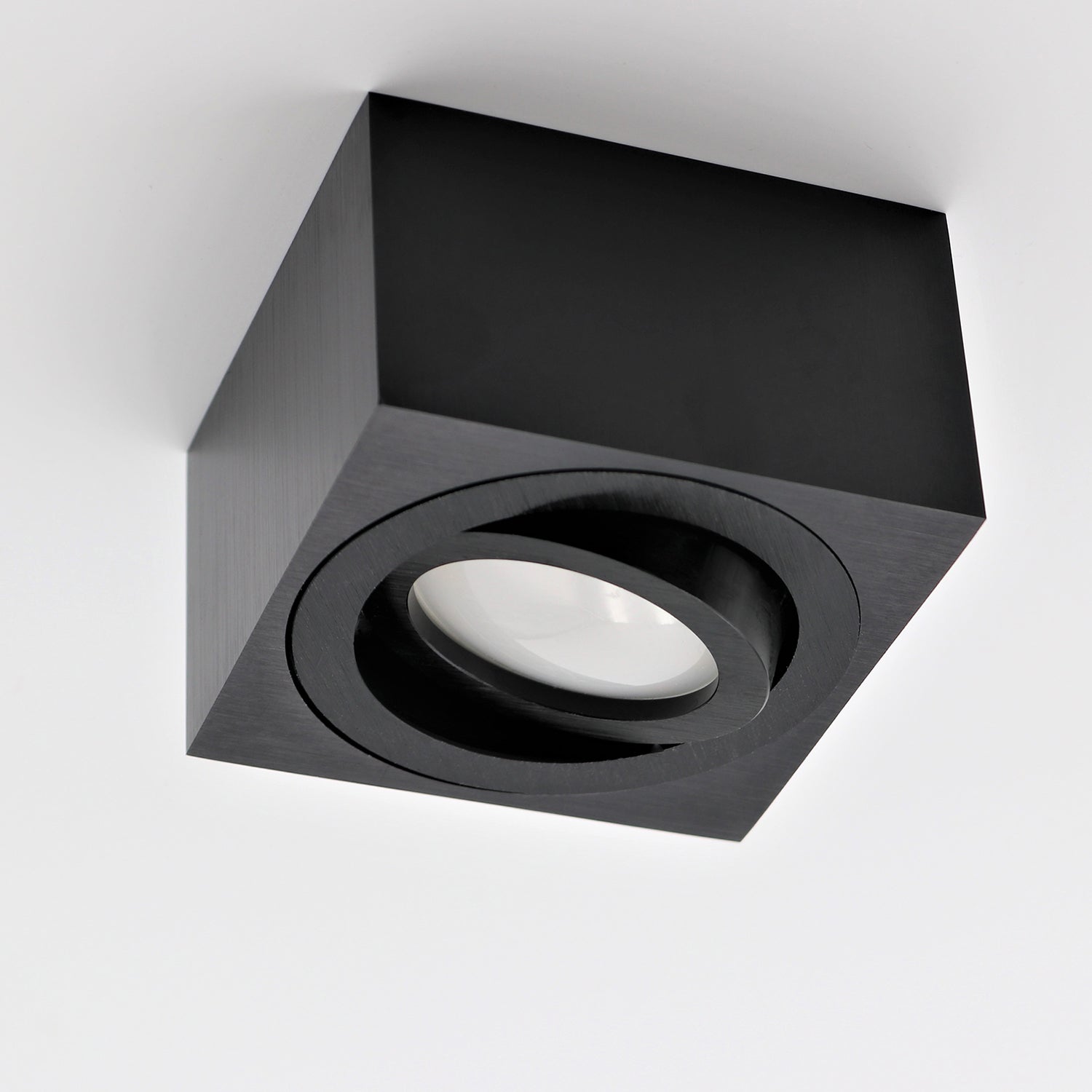 Surface-mounted spotlight made of aluminum MILANO SMALL (square - black matt) + LED module 5W or 6.5W extra-flat IP20 230V (F)