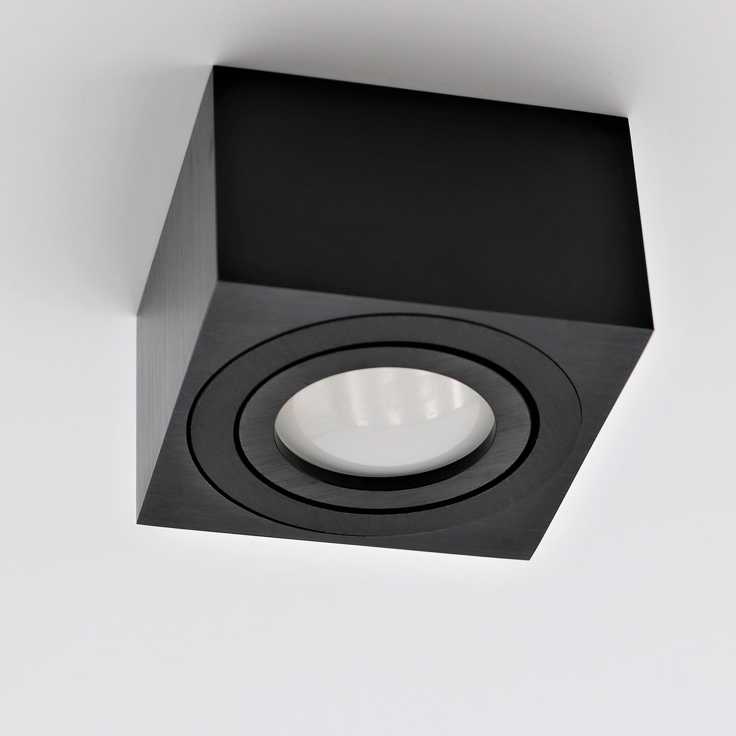 Surface-mounted spotlight made of aluminum MILANO SMALL (square - black matt) + LED module 5W or 6.5W extra-flat IP20 230V (F)