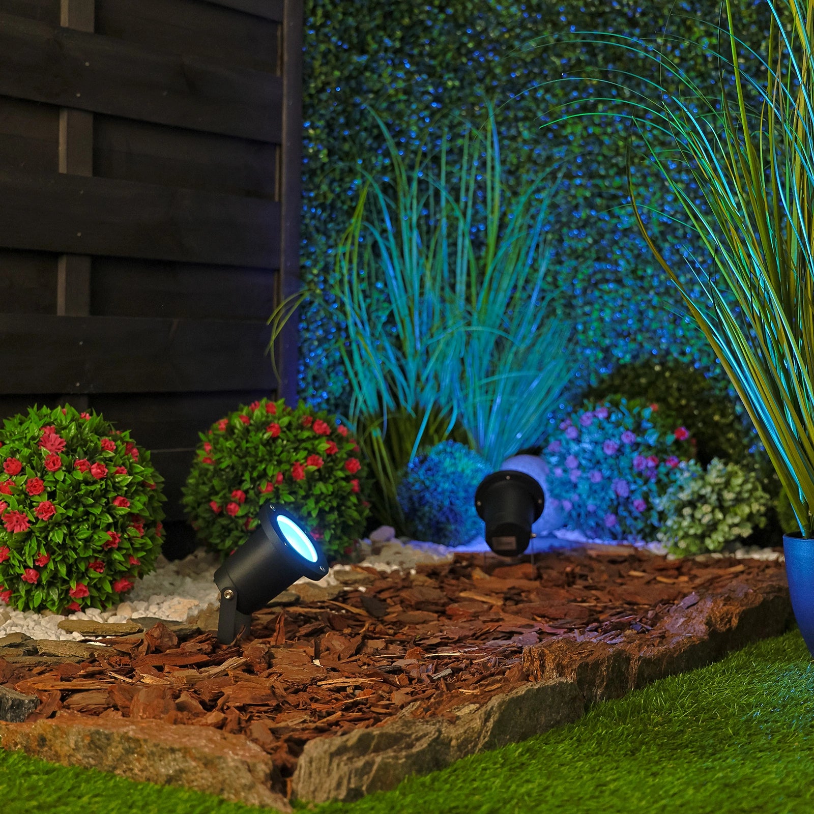 Gartenleuchte HORTI – LED GU10, IP65 Wasserdicht, Schwarz, mit 25 cm Kabel, mit Erdspieß