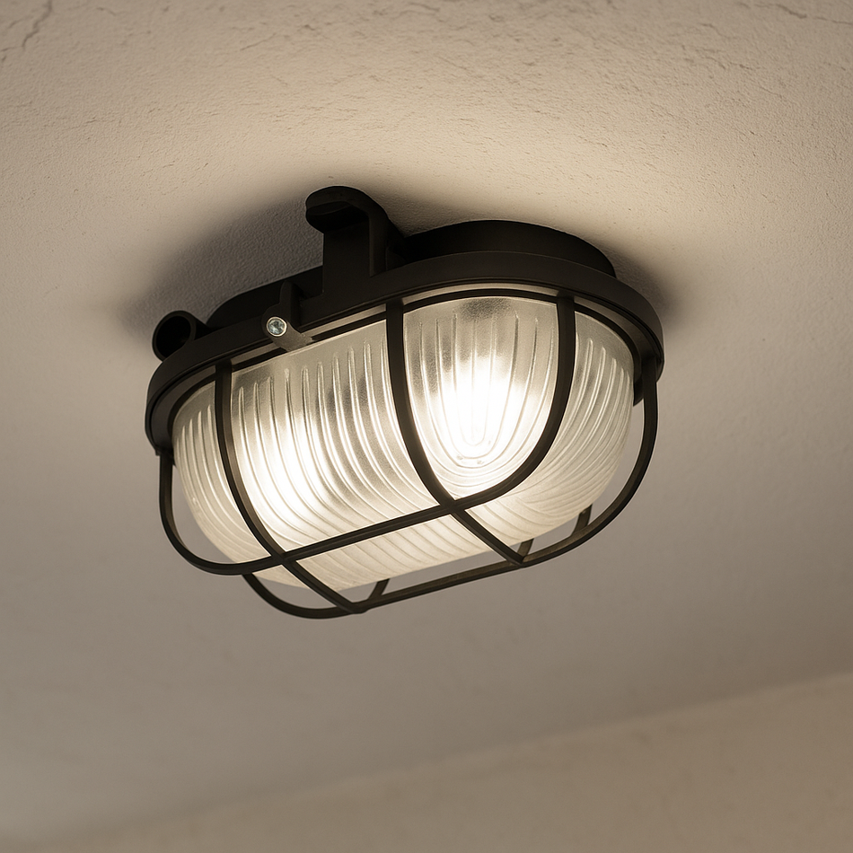 Luminaire de cave en plastique noir 60W IP54 E27 230V