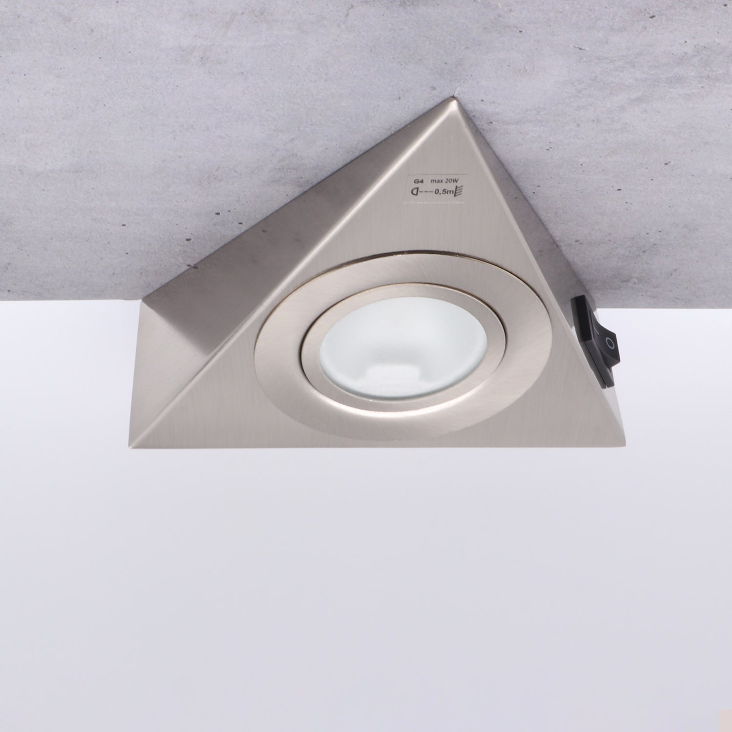 LED Möbelunterbauleuchte Dreieckstrahler mit oder ohne Schalter IP20 G4 12V